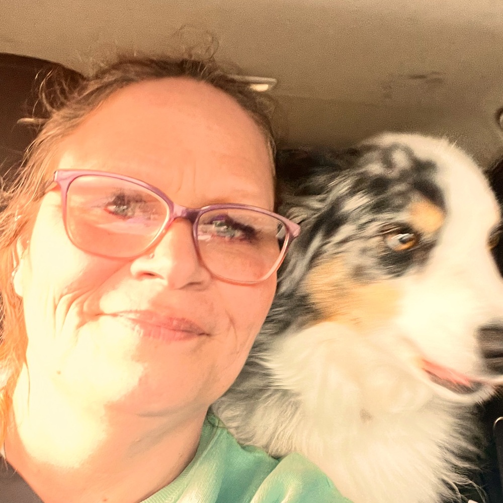 Meet your Posher, Bobbi